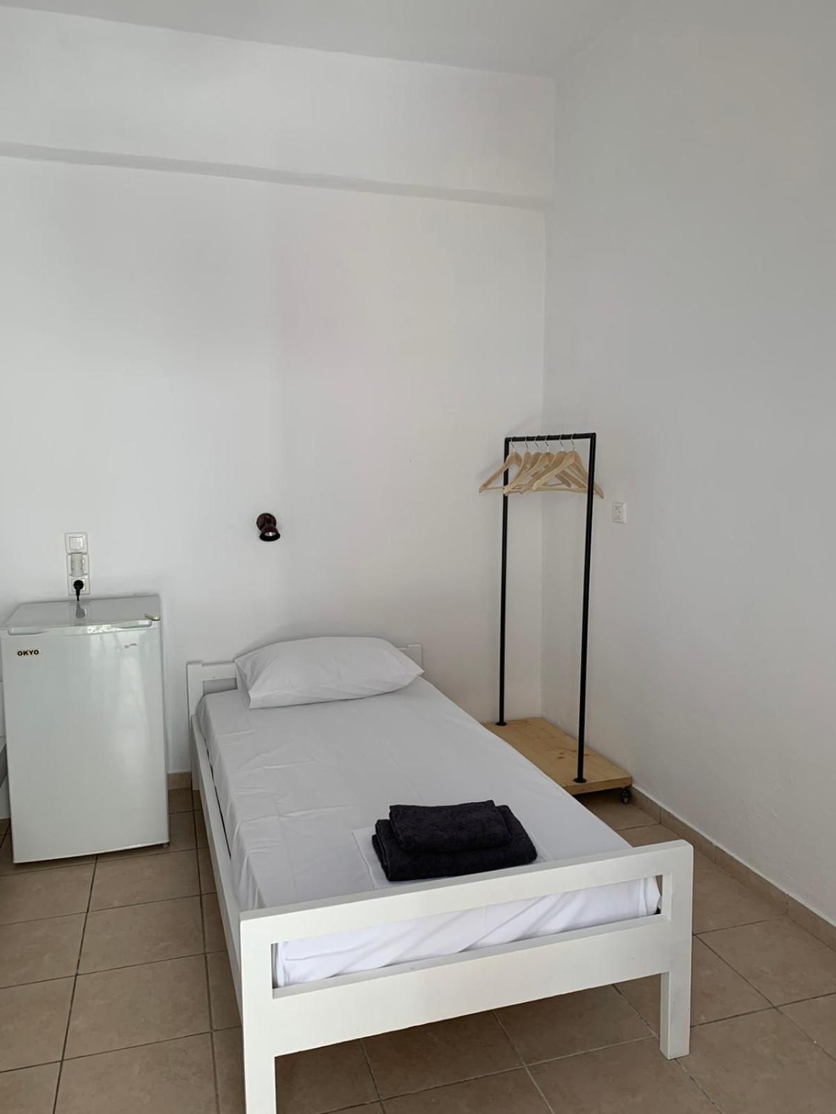 Zinas Pension Chora  Exterior photo